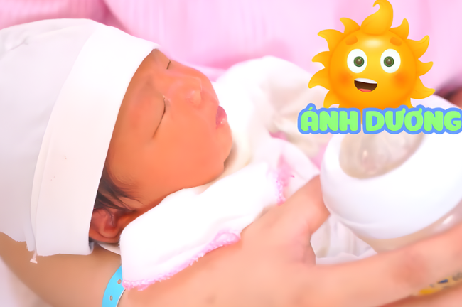 Ngày bé Ánh Dương chào đời cũng là ngày hạnh phúc trọn vẹn trở về với gia đình