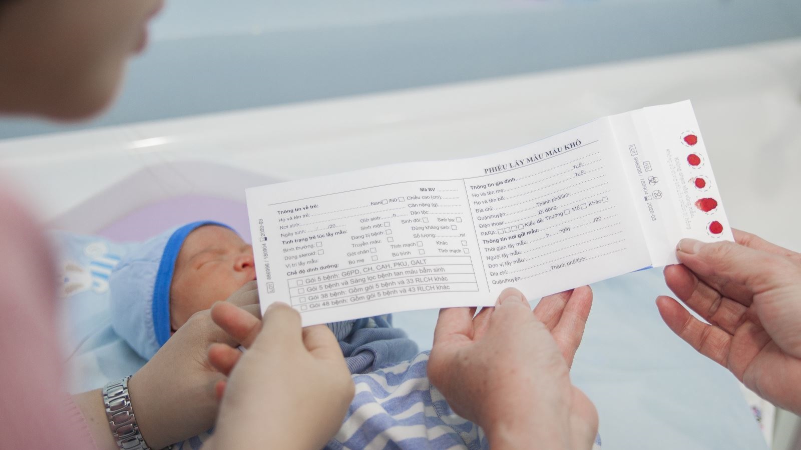 cách đọc kết quả sàng lọc sơ sinh